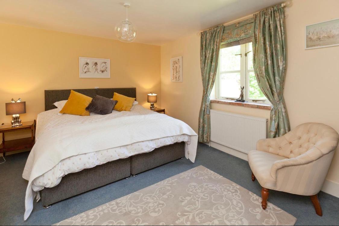 Spacious Swallow Cottage Tisbury Extérieur photo